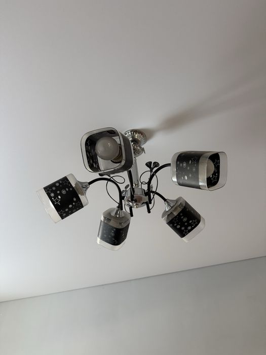 Люстры б/у в хорошем качестве