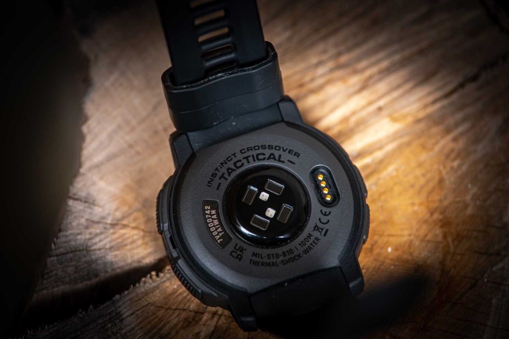 Garmin instinct crossover tactical