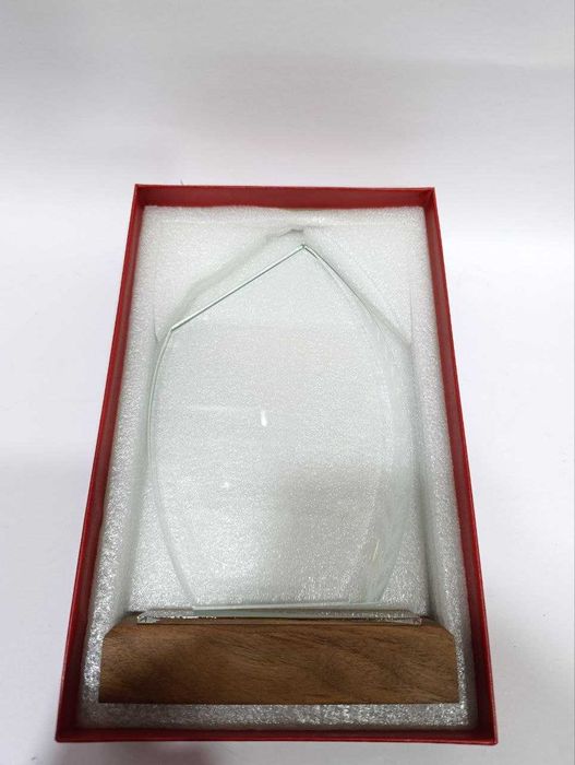 Элитные подарки награды статуэтки сувениры, подарки для директор