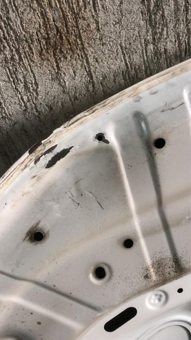 Капот на Hyundai Santa Fe