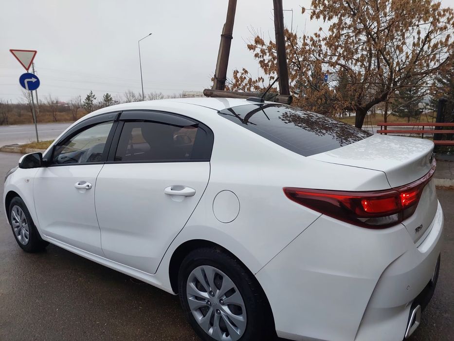 Продам автомобиль Kio Rio
