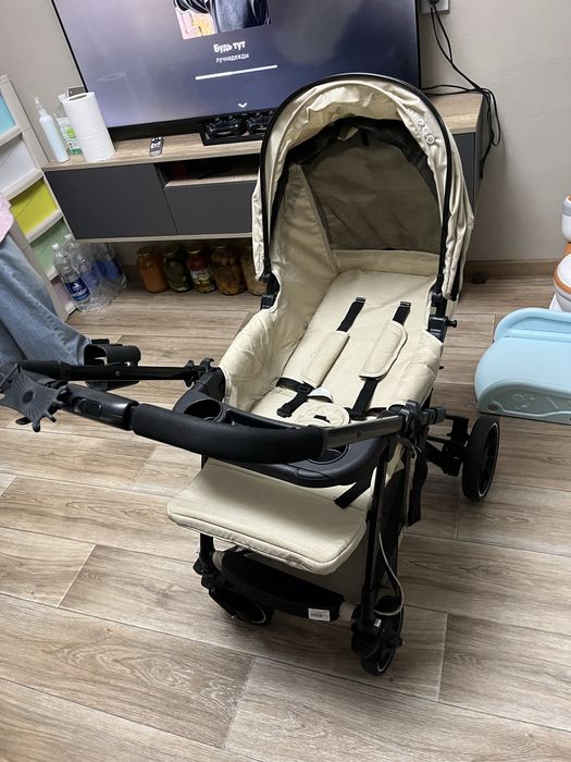 Продается коляска прогулочная