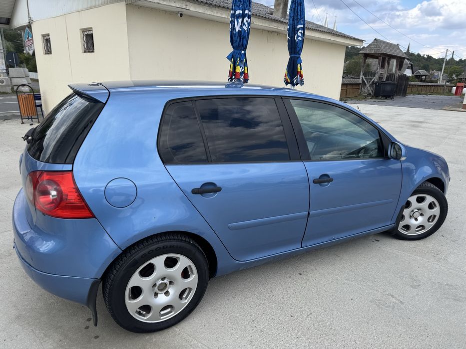 VOLKSWAGEN Golf 2005 — imagine 5