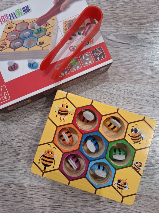 Развивающие игрушки.