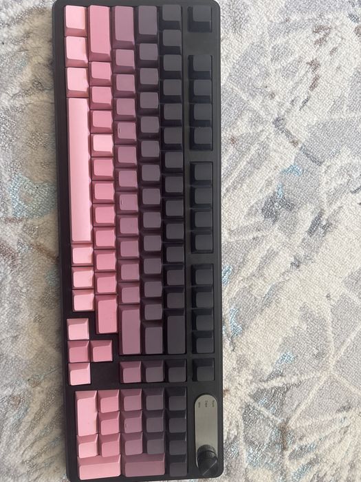 Продам игровую клавиатуру