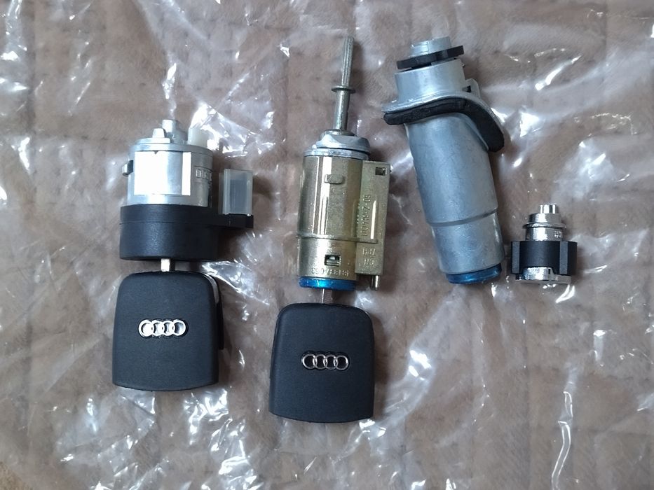 Замки личинки на Ауди а6с5 и аллроад