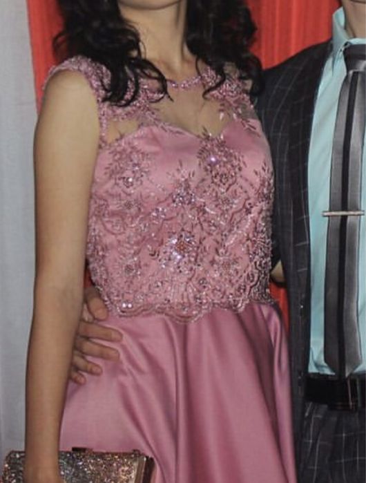 Платье вечернее на выпускной