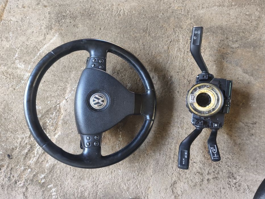 Volan cu padele și retrofit  comenzi volan  Volkswagen Passat B6