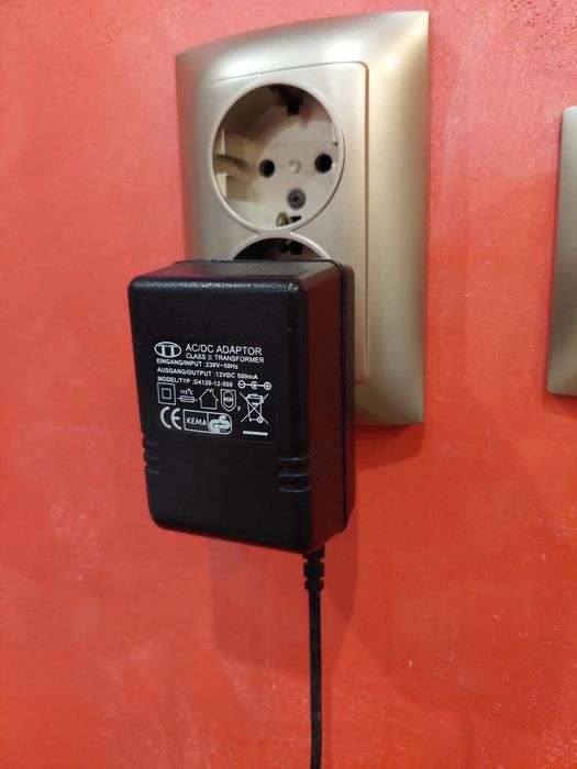 Луксозен вибромасажор.