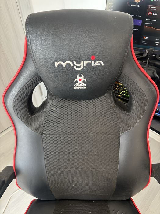 Scaun Gaming Myria Negru/Roșu