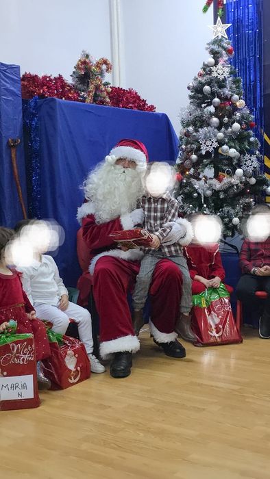 MOS CRĂCIUN de închiriat!