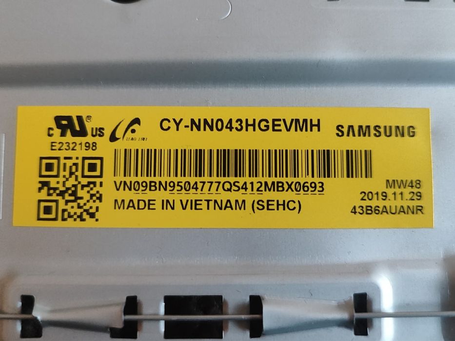 Main Board BN41-02703A / UE43RU7172U / BN94-14860X TV Samsung на части
