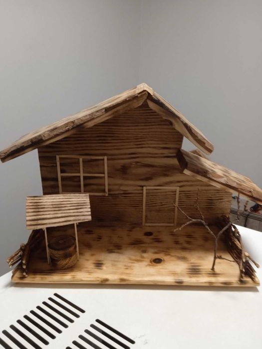 Ръчно изработена къщичка за ключове