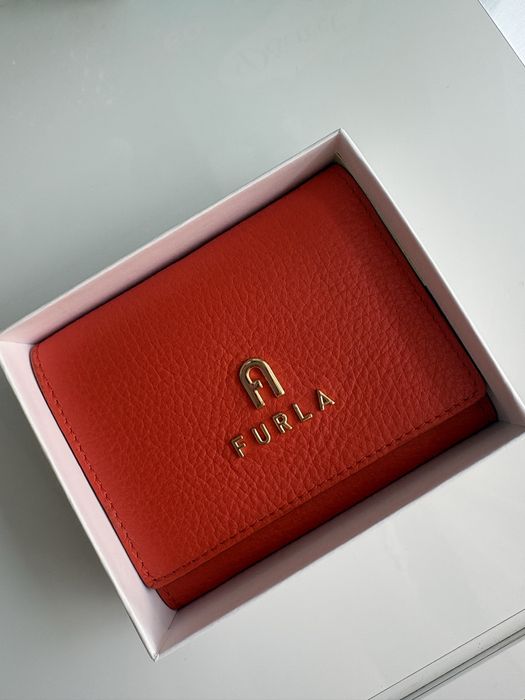 Портфейл Furla - естествена кожа