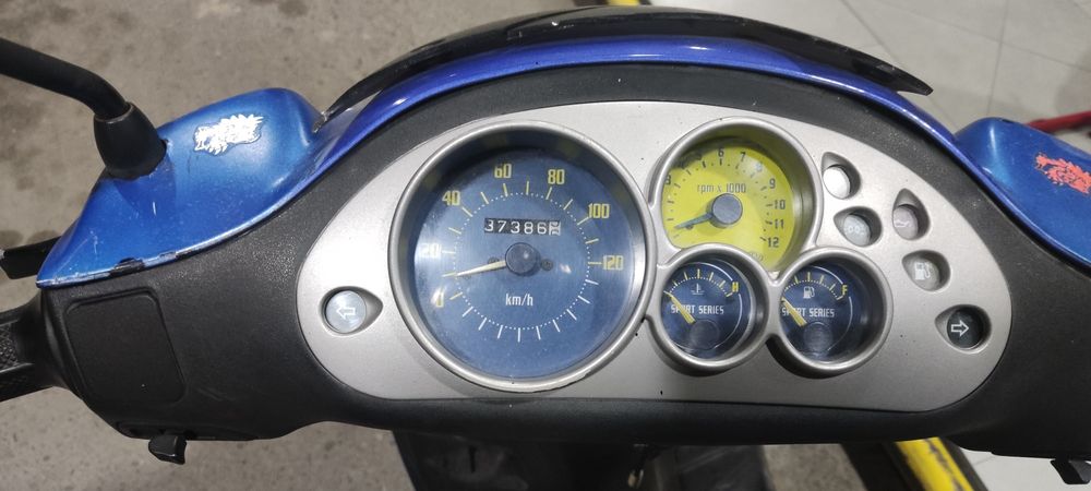 Мотопед Piaggio NRG