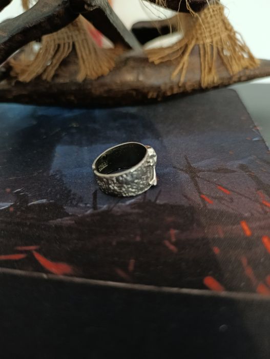 Серебряное кольцо