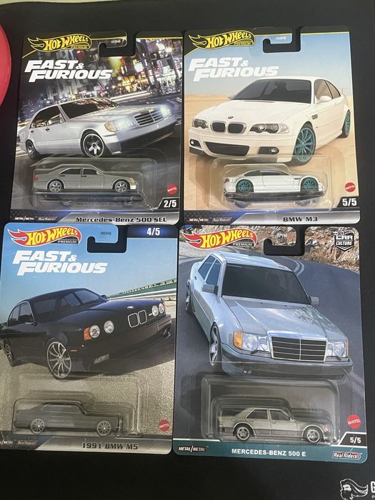 Продаю мини колекцию Hot Wheels
