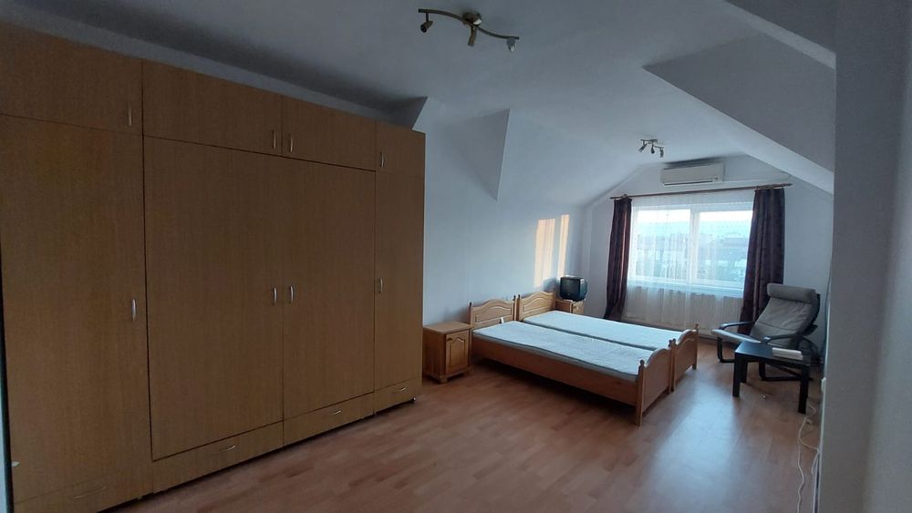 Inchiriez Apartament 3 camere