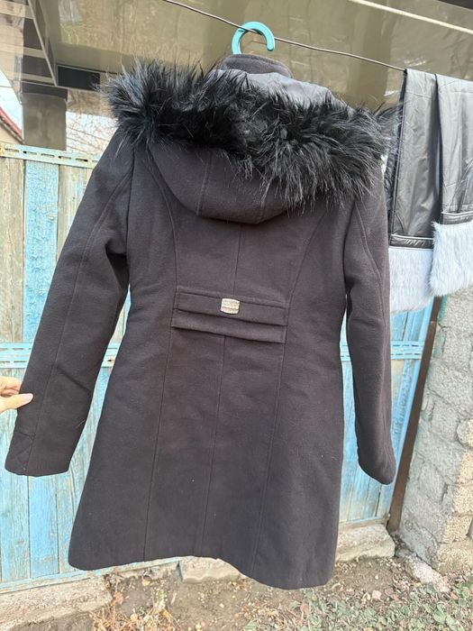Продаётся женское пальто