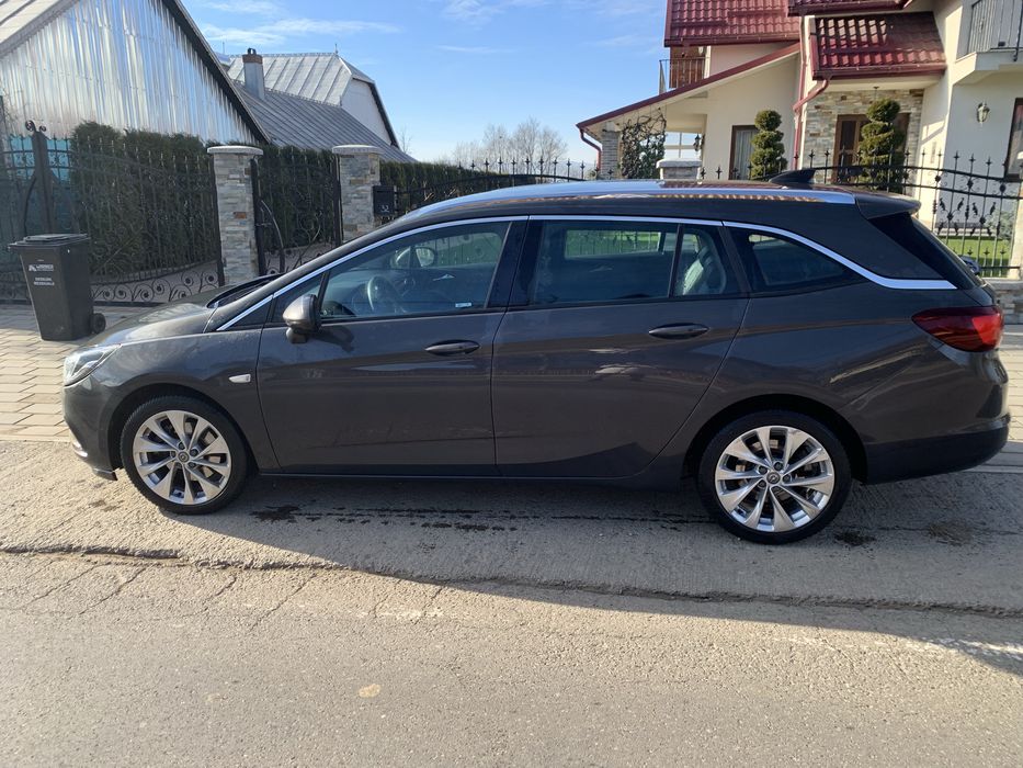 Opel astra tourer sports
