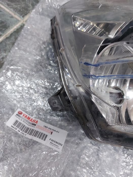 Фар за X-max125, X-max250, X-max400
