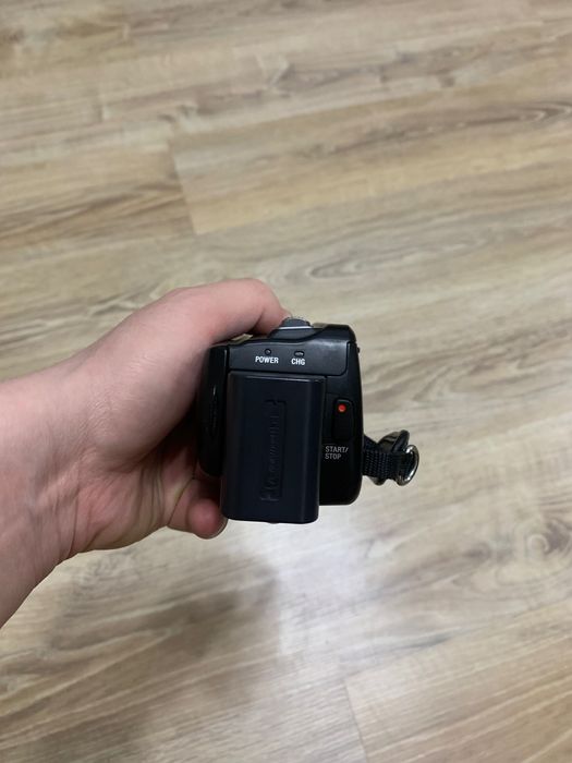 Камера Sony DCR-SR21