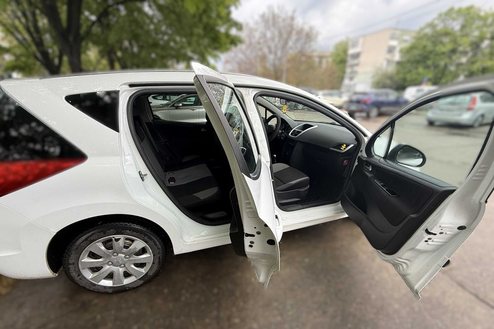 PEUGEOT 207 SW, 1.6 HDI diesel, 2008, 254932 km, 1500 euro (negociabil)