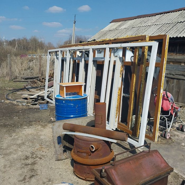 Продам пластиковые рамы, двери, балконные блоки