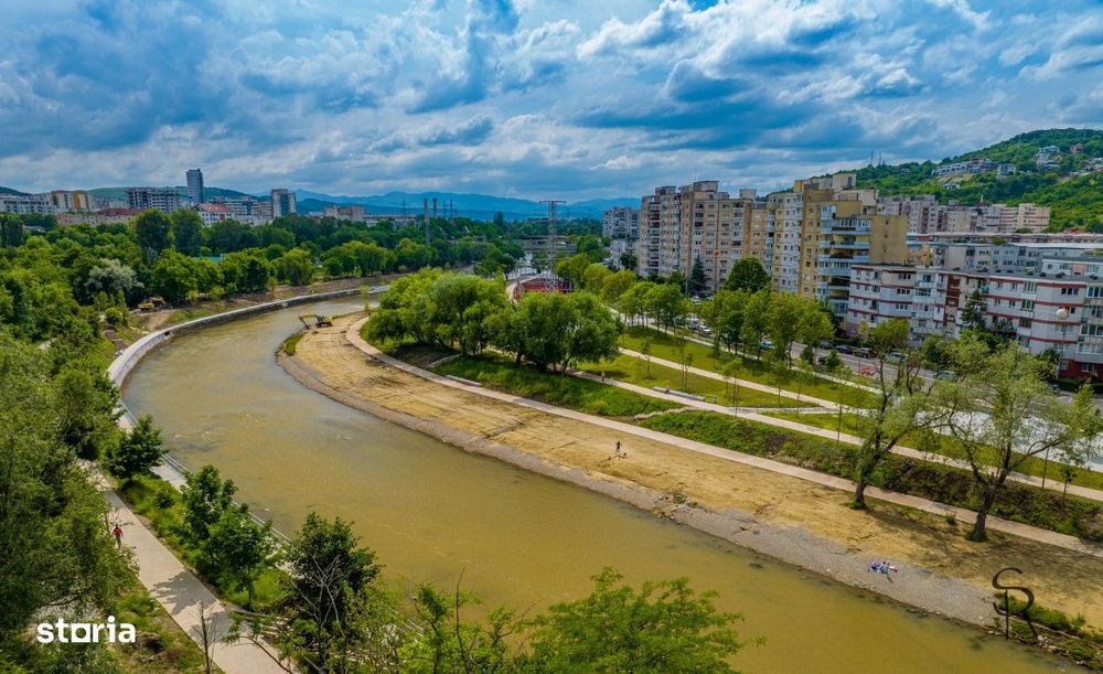 Cladire multifunctionala pe malul Somesului –Grigorescu 973mp