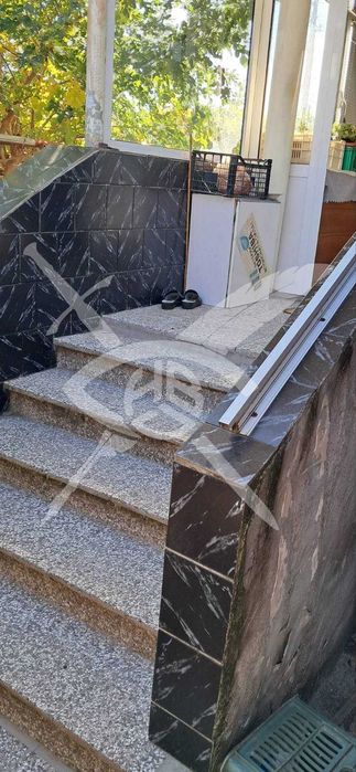 Етаж от къща в Чирпан