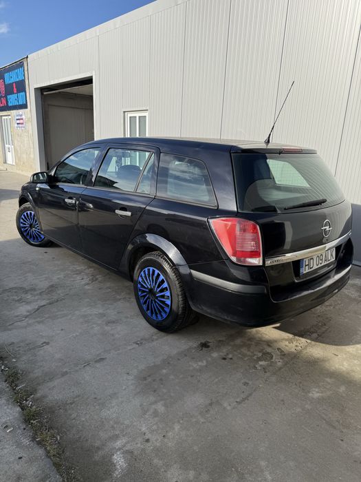 De vanzare Opel Astra H 1,3 CDTI
