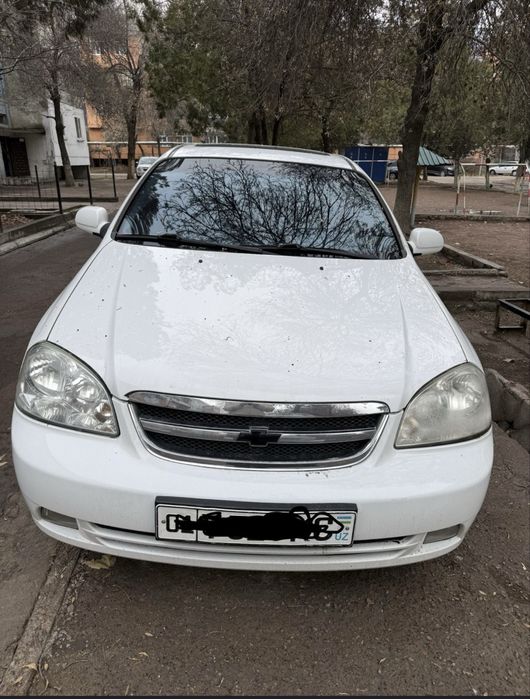 Lasetti sotiladi 2013 yil