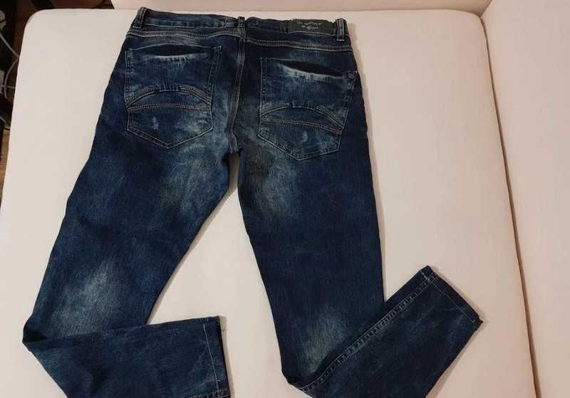 Blugi slim barbati,marimea M,stare perfecta(modificati)