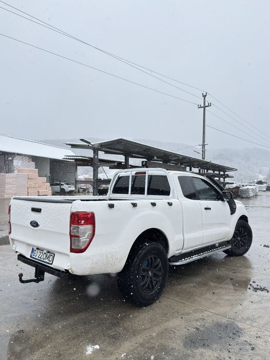 Vand Ford ranger in 2 usi