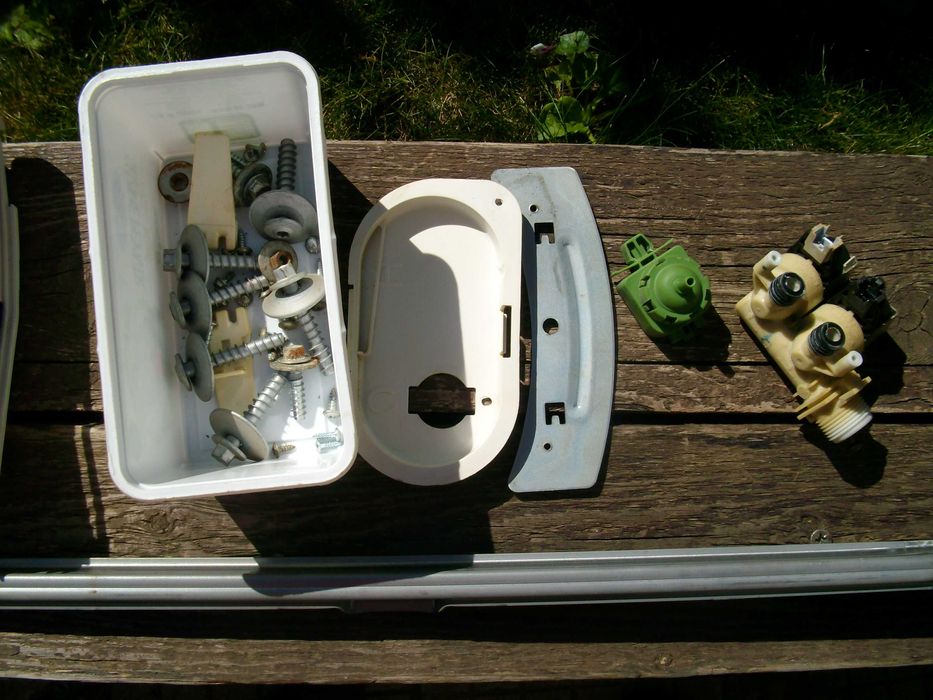 Автоматична пералня HOTPOINT ARISTON на части