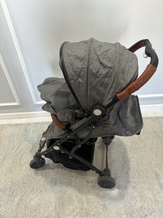 Продам детскую коляску