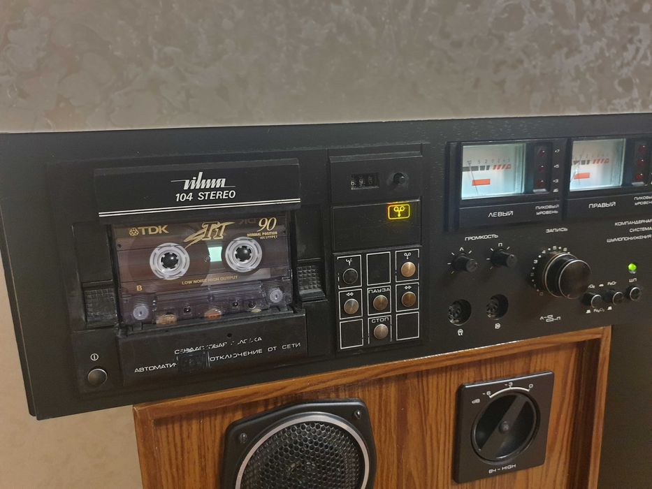 Продается дека Вильма 104 винтаж.