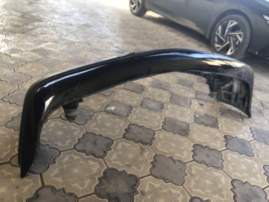 Передний бампер на бмв е34