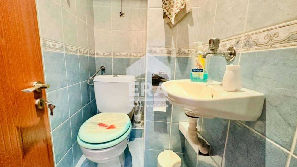 Продава се Четиристаен апартамент в Варна, Автогара - 105 кв.м за 1904 €/кв.м - Снимка #7