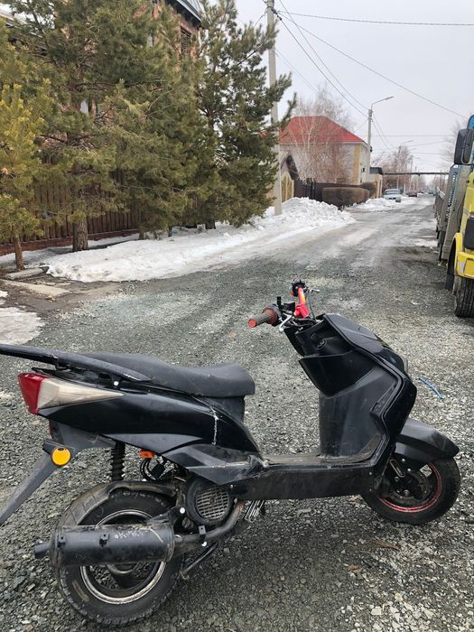 Продам скутер м8 про