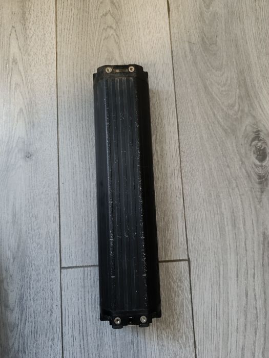 Vând baterie pentru Shimano