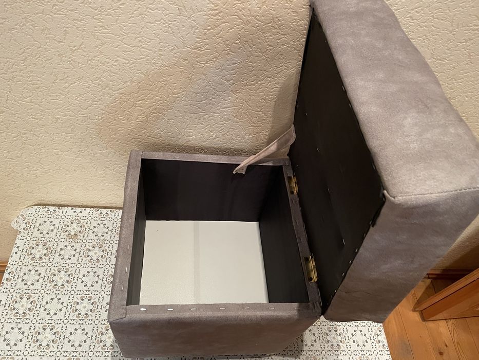 Мебел для кухня пуфик