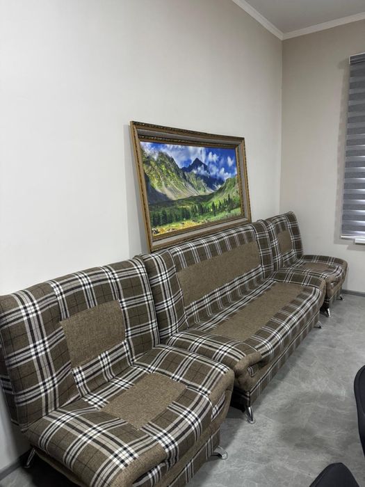 Продам диван срочно