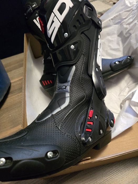 Ghete moto SIDI ST Air  nr. 44 ca noi