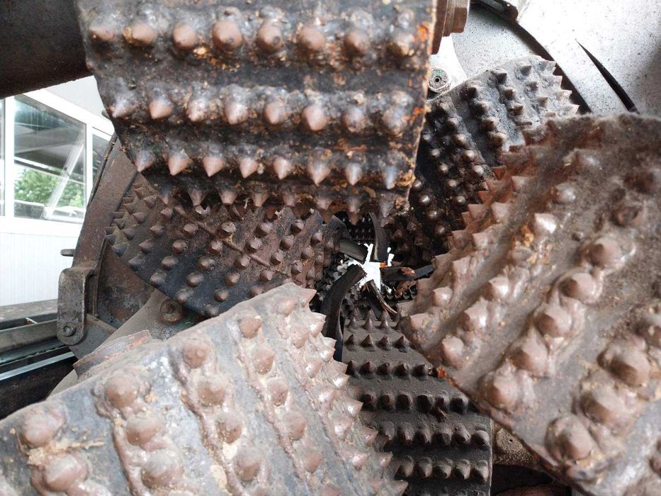 Роторна коробелачка за трупи Cambio 35