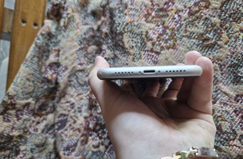 Iphone 11,utilizat
