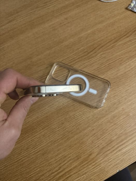 Продам срочно İpone 14 pro