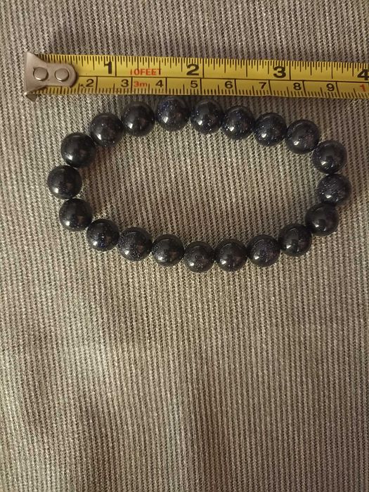 Нова гривна с оникс