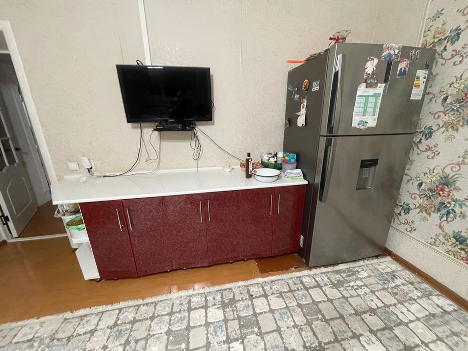 Кухонный мебель продам