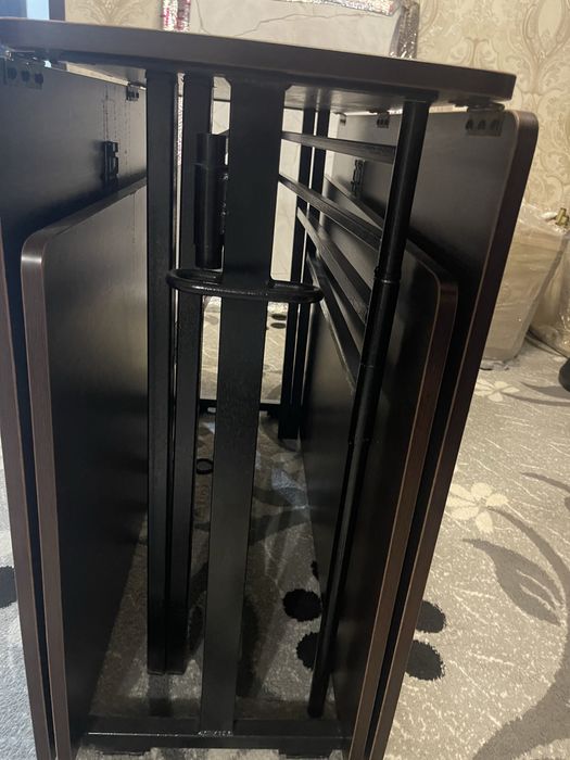 Продам гостевой стол